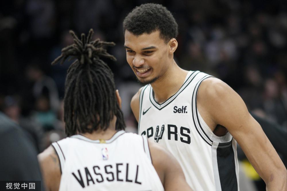 助摩纳哥在 助摩纳哥在