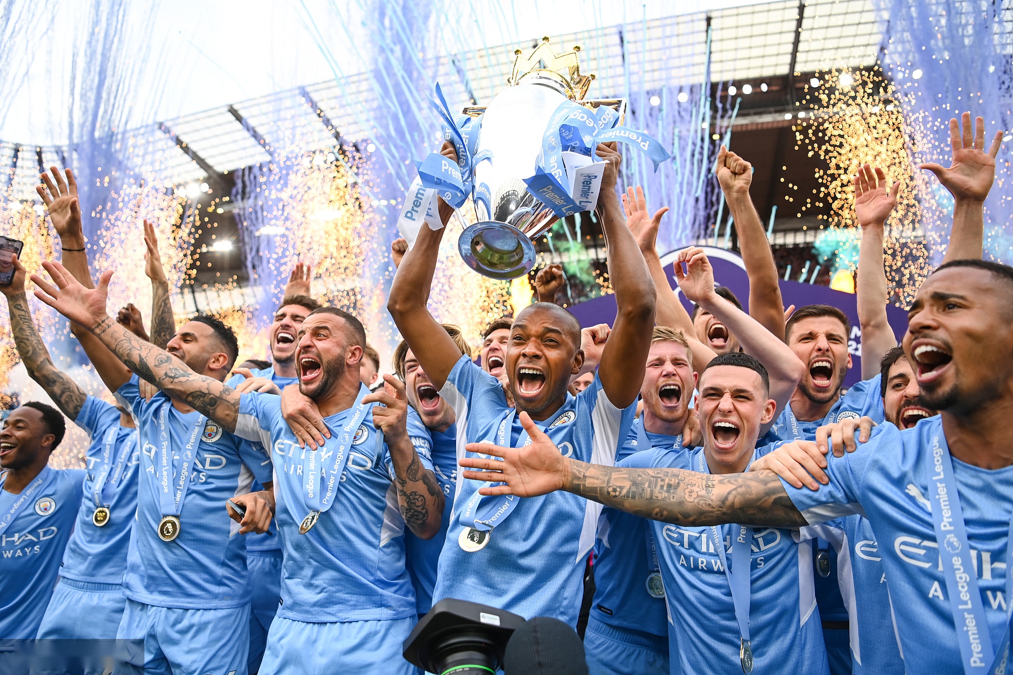 受媒体采访 受媒体采访