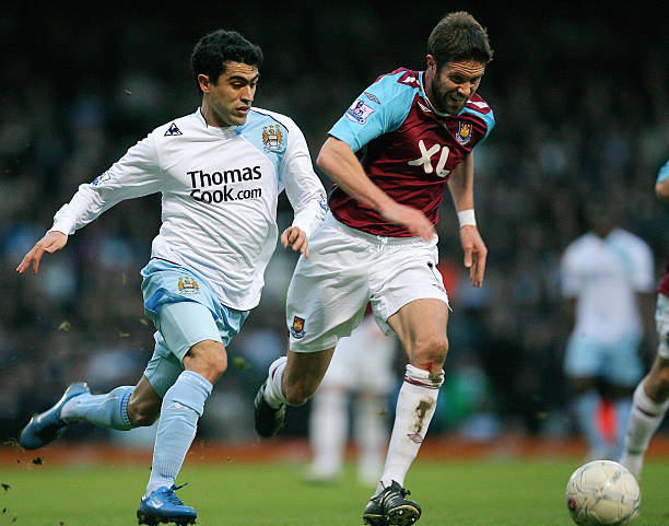 正是此地培 正是此地培